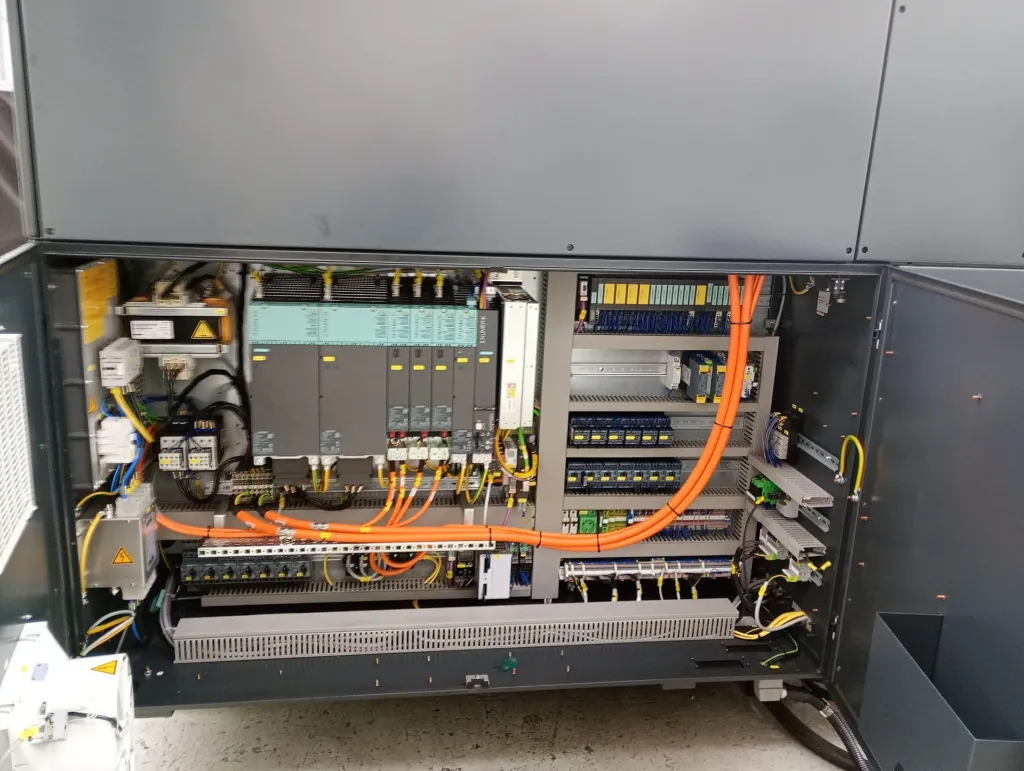 DMG MORI DMC 650 V (14).webp
